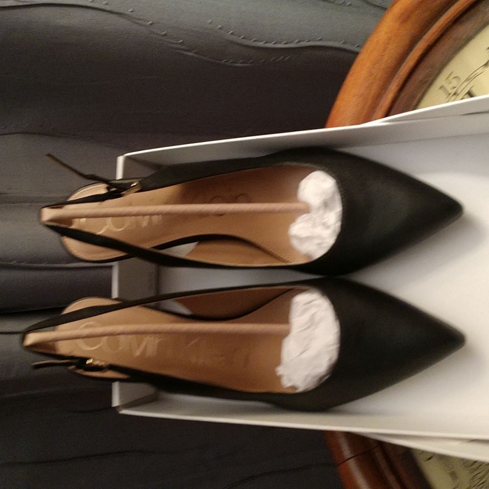 Calvin Klein shoes - Picture 2 of 12